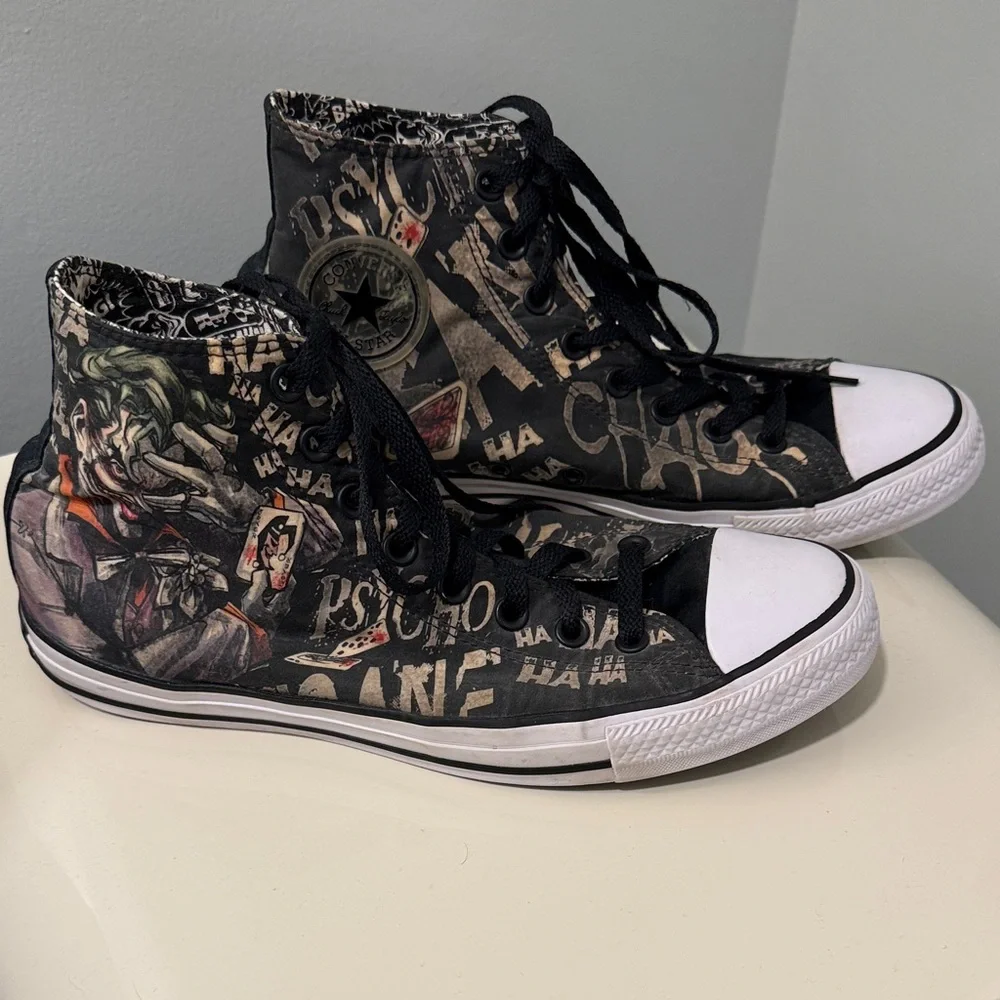 Converse Black and White Graphic high tops - Picture 6 of 12